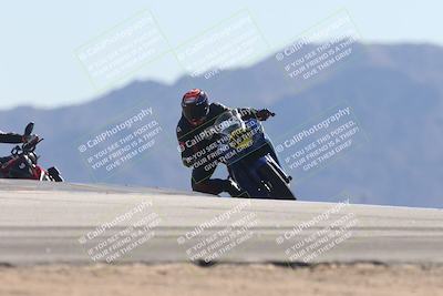 media/Oct-30-2025-Racers Edge (Thu) [[dabbdaf680]]/3-B Group/Session 4 Turn 9/